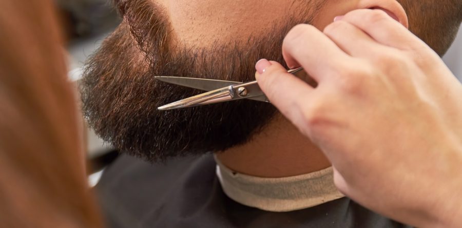 Beard Trim From Barber 900x444 